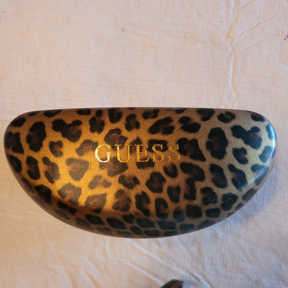 Guess Women's Prescription Sunglasses with Hinged Case - Picture 4 of 8